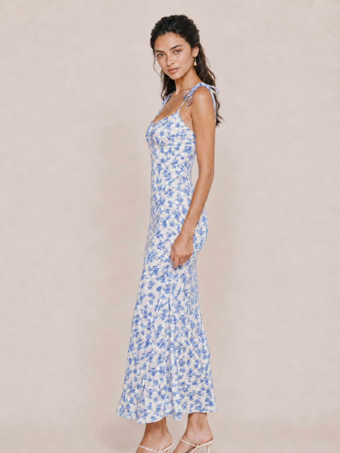 Elévaison Noelle blue floral tie strap maxi dress